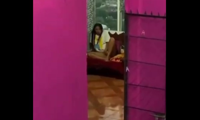 Yande Binor Viral Tante Istri Tetangga Rumah Kesepian Apemnya Pengen Di Garuk