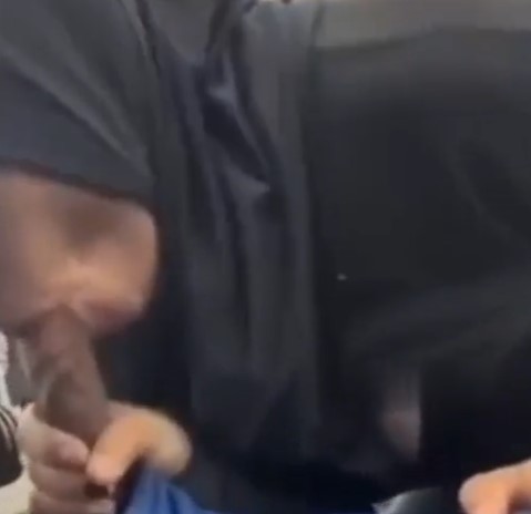 Istri Orang Ukhti Jilbab Iclik Di Gym Bareng Mantan